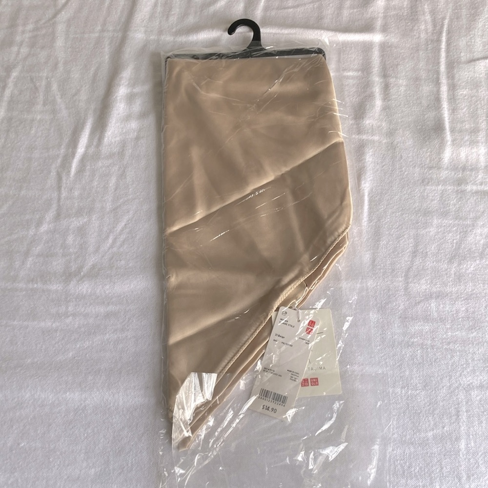 uniqlo x hana tajima square stole